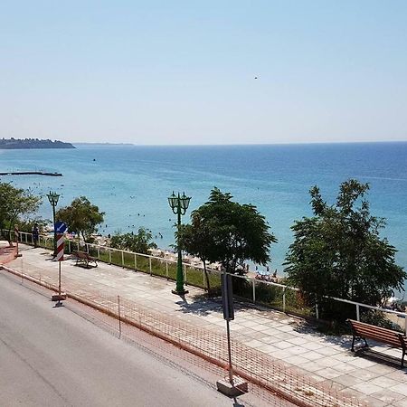 Luxury Apartment On The First Line ! Nea Kallikrateia Zewnętrze zdjęcie